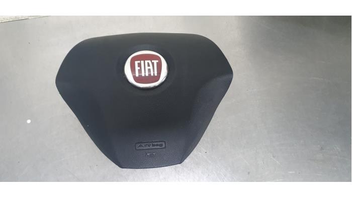 Left airbag (steering wheel) from a Fiat Punto Evo (199) 1.3 JTD Multijet 85 16V Euro 5 2010
