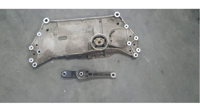 Used Subframe Volkswagen Golf VI (5K1) 2.0 GTI 16V Price € 50,00 Margin scheme offered by De Witte Boerderij AutoMotive
