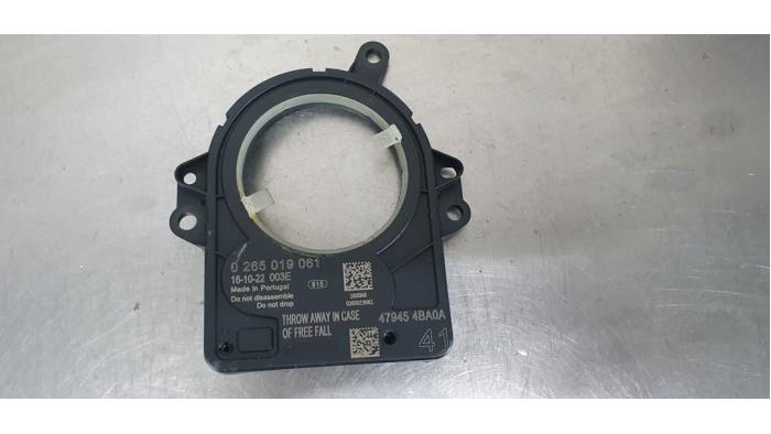 Begagnade Styrboxsensor Nissan Qashqai (J11) 1.2 DIG-T 16V Pris € 30,00 Marginaltabell erbjuds av De Witte Boerderij AutoMotive