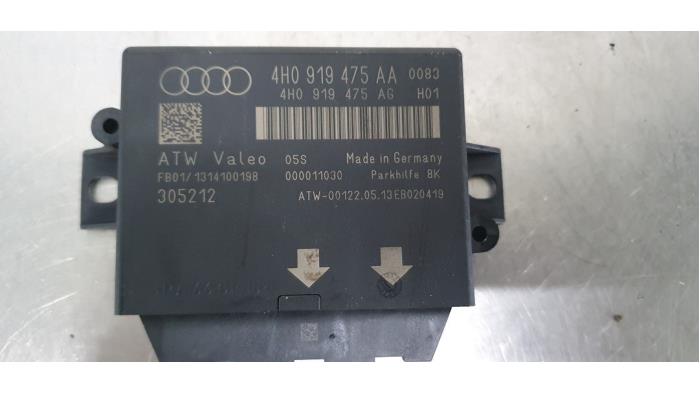 Usados Módulo PDC Audi S8 (D4) 4.0 V8 TFSI 32V Precio € 25,00 Norma de margen ofrecido por De Witte Boerderij AutoMotive