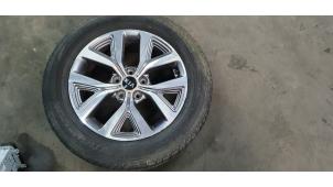 Used Wheel + tyre Kia Sportage (SL) 1.6 GDI 16V 4x2 Price € 175,00 Margin scheme offered by De Witte Boerderij B.V.