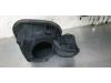 Tank cap cover from a Renault Twingo III (AH) 1.0 SCe 70 12V 2016