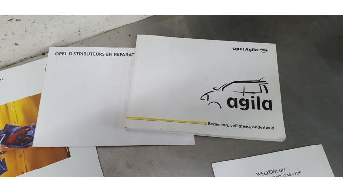 Instruction Booklet from a Opel Agila (A) 1.2 16V 2000