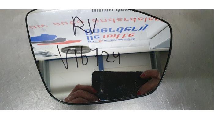 Mirror glass, right from a Peugeot 208 I (CA/CC/CK/CL) 1.2 Vti 12V PureTech 82 2014
