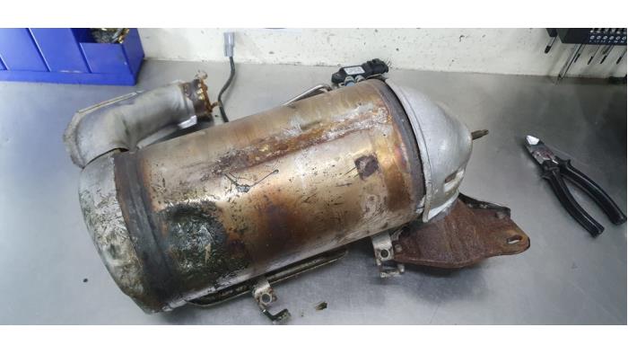 Particulate filter from a Renault Clio IV Estate/Grandtour (7R) 1.5 Energy dCi 90 FAP 2015
