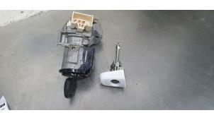 Used Set of locks Toyota Aygo (B40) 1.0 12V VVT-i Price € 75,00 Margin scheme offered by De Witte Boerderij B.V.