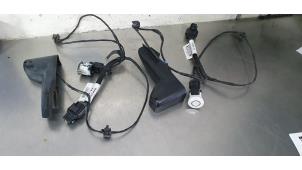 Used PDC Sensor Set Nissan Qashqai (J11) 1.2 DIG-T 16V Price € 75,00 Margin scheme offered by De Witte Boerderij B.V.