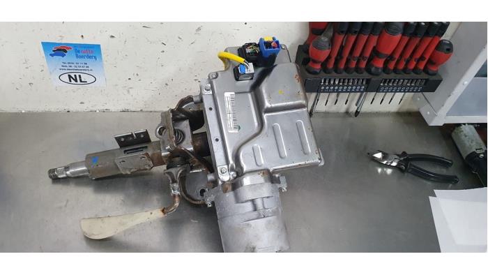 Electric power steering unit from a Fiat 500 (312) 1.2 69 2008