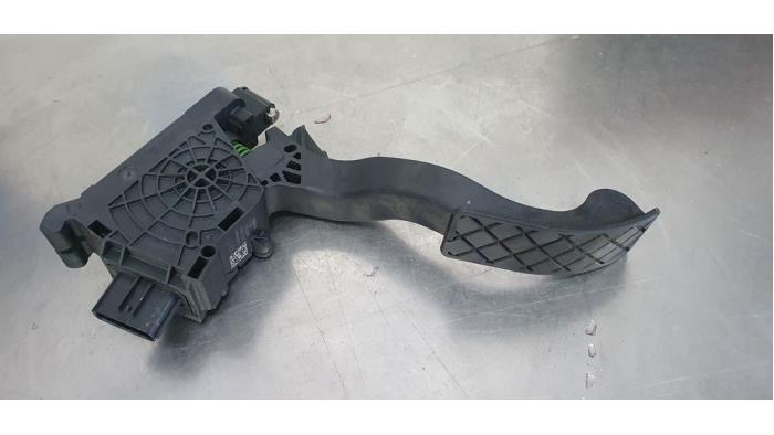 Begagnade Gaspedalsensor Volkswagen Polo VI (AW1) 1.0 TSI 12V Pris € 10,00 Marginaltabell erbjuds av De Witte Boerderij AutoMotive