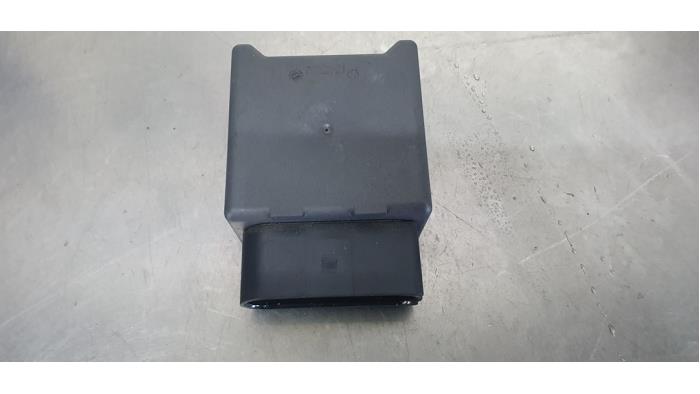 Usagé Module pompe carburant Volkswagen Polo VI (AW1) 1.0 TSI 12V Prix € 15,00 Règlement à la marge proposé par De Witte Boerderij AutoMotive