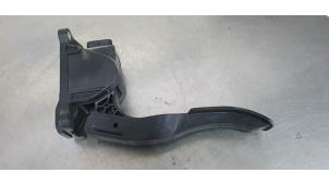 Używane Czujnik polozenia pedalu gazu Mercedes Sprinter 3t (906.61) 213 CDI 16V Cena € 15,00 Procedura marży oferowane przez De Witte Boerderij B.V.