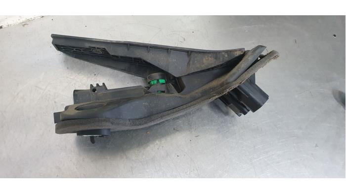 Gebrauchte Gaspedalposition Sensor Volkswagen Caddy III (2KA,2KH,2CA,2CH) 1.6 TDI 16V Preis € 10,00 Margenregelung angeboten von De Witte Boerderij AutoMotive
