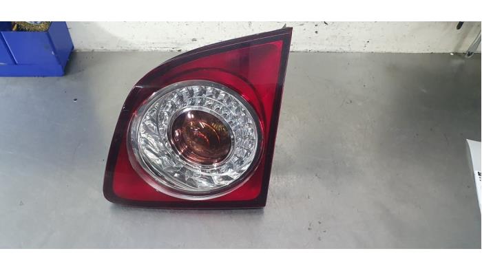 Taillight, right from a Volkswagen Golf Plus (5M1/1KP) 1.4 TSI 122 16V 2012