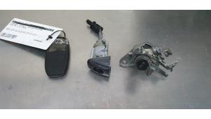 Used Set of locks Audi A5 Cabrio (8F7) 2.0 TFSI 16V Quattro Price € 75,00 Margin scheme offered by De Witte Boerderij B.V.