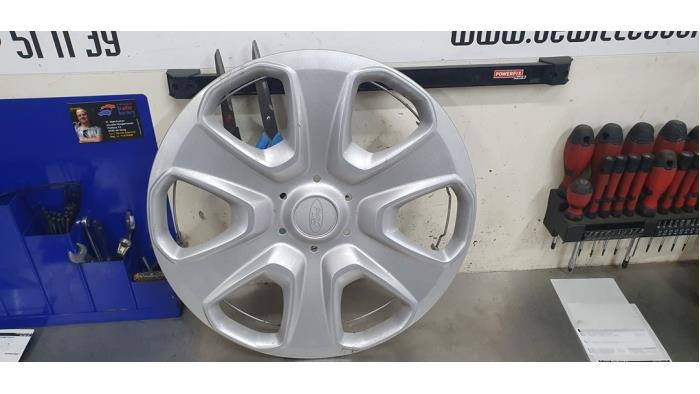 Wheel cover (spare) from a Ford Transit Courier 1.5 TDCi 75 2016