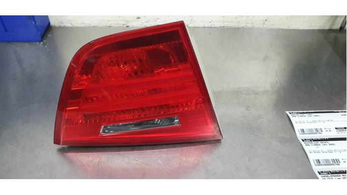 Taillight, left from a BMW 3 serie Touring (E91) 320i 16V 2009