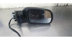 Gebrauchte Außenspiegel rechts Peugeot 307 CC (3B) 1.6 16V Preis € 25,00 Margenregelung angeboten von De Witte Boerderij B.V.