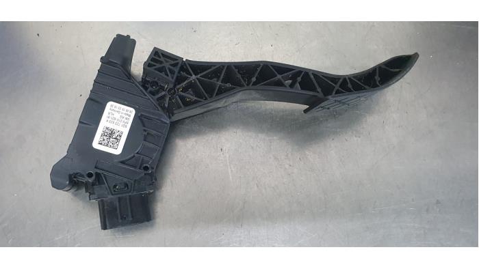 Gebrauchte Gaspedalposition Sensor Volkswagen Golf VII (AUA) 1.0 TSI 12V BlueMotion Preis € 10,00 Margenregelung angeboten von De Witte Boerderij AutoMotive