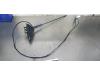 Antenna from a Renault Clio III (BR/CR), 2005 / 2014 1.2 16V TCe 100, Hatchback, Petrol, 1 149cc, 74kW (101pk), FWD, D4F784; D4FH7, 2007-05 / 2014-12, BR1P; BR14; BRC4; BRCP; CR14; CR1P; CRC4; CRCP 2010