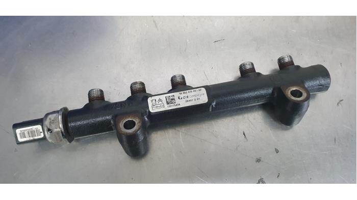 Usagé Système d'injection Ford Transit Connect (PJ2) 1.6 TDCi 16V 115 Prix € 35,00 Règlement à la marge proposé par De Witte Boerderij AutoMotive