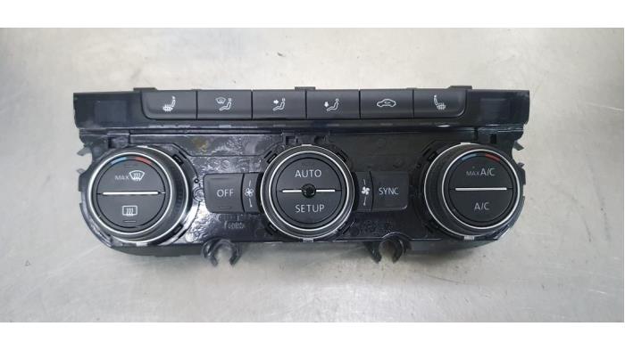 Begagnade Klimatpanel Volkswagen Golf VII (AUA) 1.6 TDI 16V Pris € 75,00 Marginaltabell erbjuds av De Witte Boerderij AutoMotive