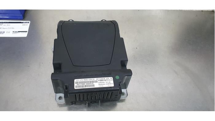 Begagnade Innerdisplay Peugeot 5008 I (0A/0E) 1.6 THP 16V Pris € 75,00 Marginaltabell erbjuds av De Witte Boerderij AutoMotive
