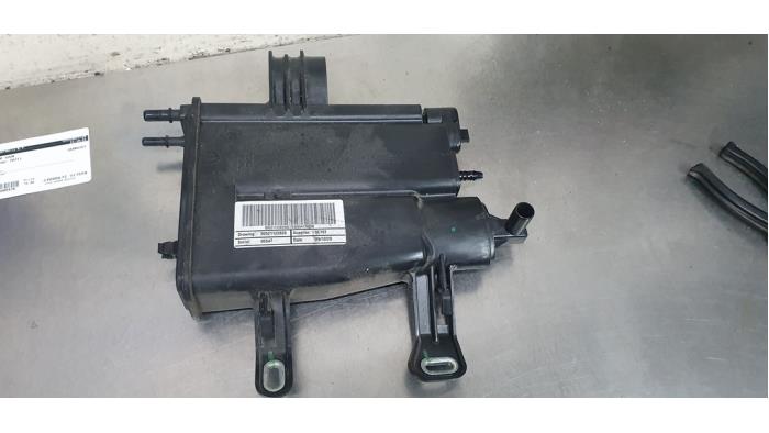 Begagnade Kolfilter Fiat 500 (312) 1.0 Hybrid Pris € 50,00 Marginaltabell erbjuds av De Witte Boerderij AutoMotive