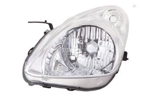 New Headlight, left Nissan Pixo Price € 118,35 Inclusive VAT offered by De Witte Boerderij B.V.