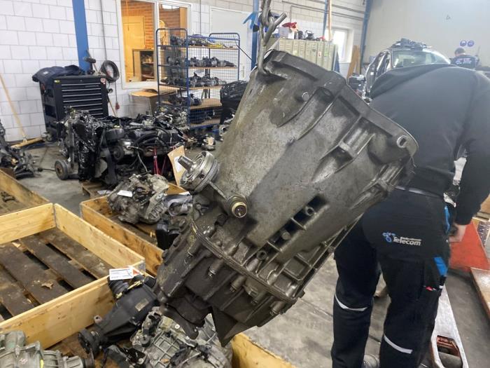 Usagé Boîte de vitesse Volkswagen LT Prix € 200,00 Règlement à la marge proposé par De Witte Boerderij AutoMotive