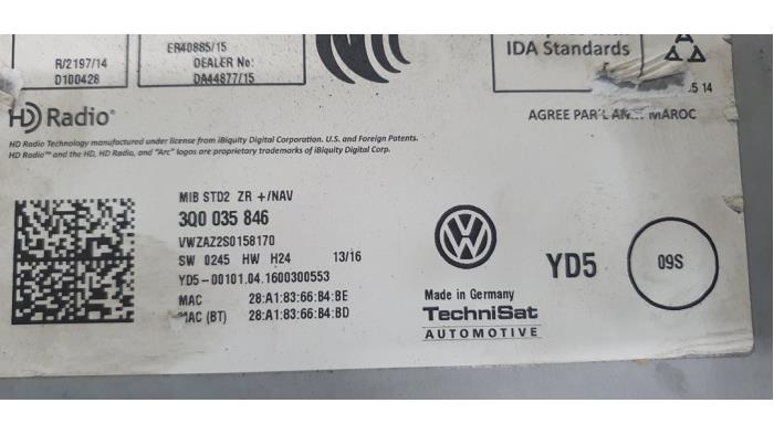 Módulo de navegación de un Volkswagen Polo V (6R) 1.4 TDI 12V 90 2016