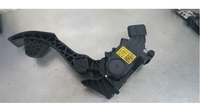 Begagnade Gaspedalsensor Volkswagen Polo V (6R) 1.4 TDI 12V 90 Pris € 10,00 Marginaltabell erbjuds av De Witte Boerderij AutoMotive