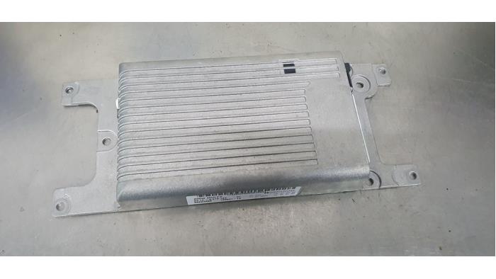 Begagnade Bluetooth-modul BMW 3 serie Touring (E91) 320i 16V Pris € 75,00 Marginaltabell erbjuds av De Witte Boerderij AutoMotive