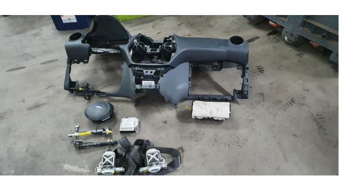 Begagnade Airbagset Ford Ka II 1.2 Pris € 350,00 Marginaltabell erbjuds av De Witte Boerderij AutoMotive