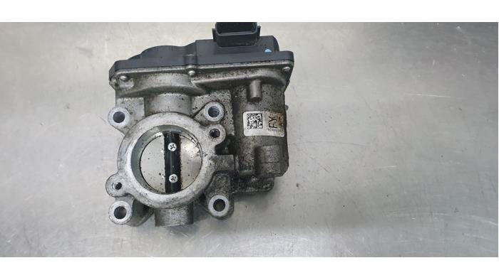 Gebrauchte Drosselklappengehäuse Nissan Micra (K14) 0.9 IG-T 12V Preis € 35,00 Margenregelung angeboten von De Witte Boerderij AutoMotive