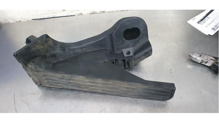 Begagnade Gaspedalsensor Volkswagen Touran (1T3) 2.0 TDI 16V 140 Pris € 10,00 Marginaltabell erbjuds av De Witte Boerderij AutoMotive