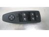 Electric window switch from a BMW 1 serie (F20) 116d 1.6 16V Efficient Dynamics 2014