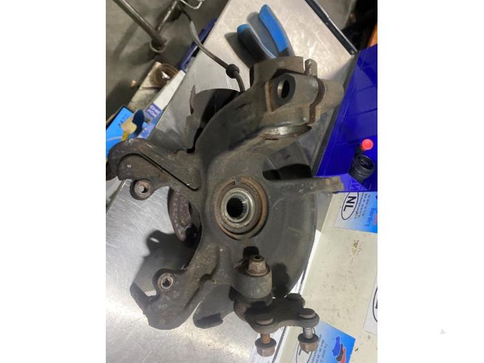 Knuckle, front right from a Volkswagen Up! (121) 1.0 12V 60 2018