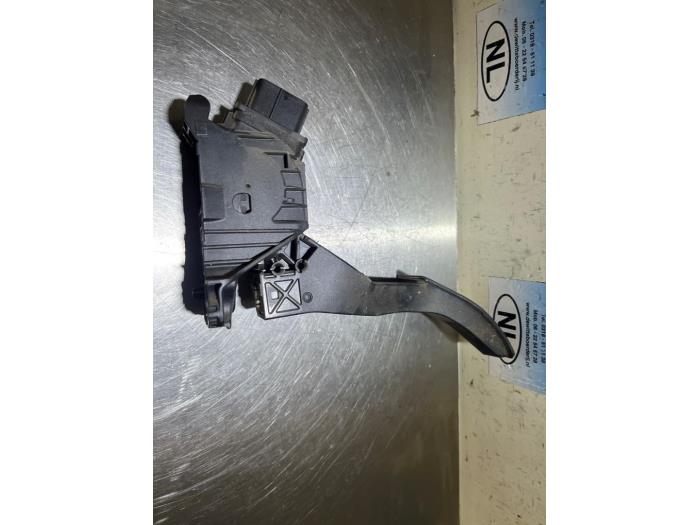 Begagnade Gaspedalsensor Volkswagen Golf VII Variant (AUVV) 1.6 TDI 16V Pris € 10,00 Marginaltabell erbjuds av De Witte Boerderij AutoMotive