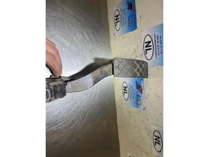Gaspedalposition Sensor van een Volkswagen Golf VII Variant (AUVV) 1.6 TDI 16V 2017