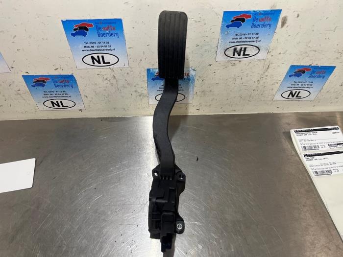Begagnade Gaspedalsensor Peugeot 208 I (CA/CC/CK/CL) 1.2 Vti 12V PureTech 82 Pris € 10,00 Marginaltabell erbjuds av De Witte Boerderij AutoMotive