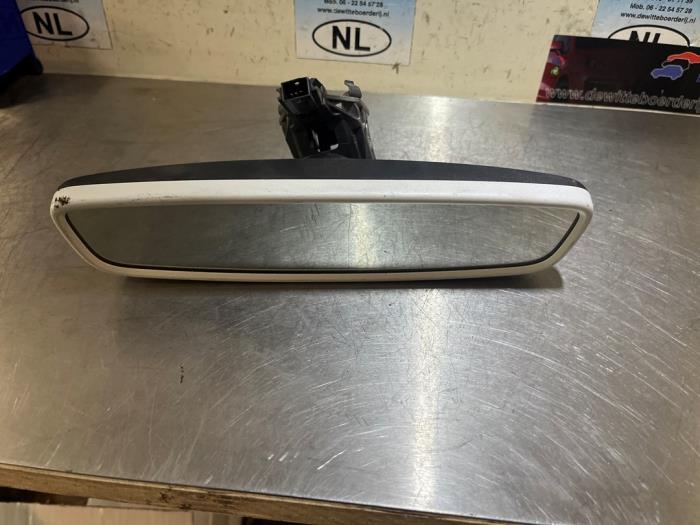 Rear view mirror from a Ford Fiesta 6 (JA8) 1.0 EcoBoost 12V 100 2014