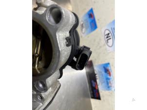Drosselklappengehäuse van een BMW 1 serie (F20) 118i 1.5 TwinPower 12V 2018
