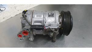 Used Air conditioning pump BMW 1 serie (F20) 118i 1.5 TwinPower 12V Price € 75,00 Margin scheme offered by De Witte Boerderij B.V.