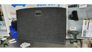 Używane Plyta podlogowa bagaznika Volkswagen Polo V (6R) 1.4 TDI DPF BlueMotion technology Cena € 35,00 Procedura marży oferowane przez De Witte Boerderij B.V.