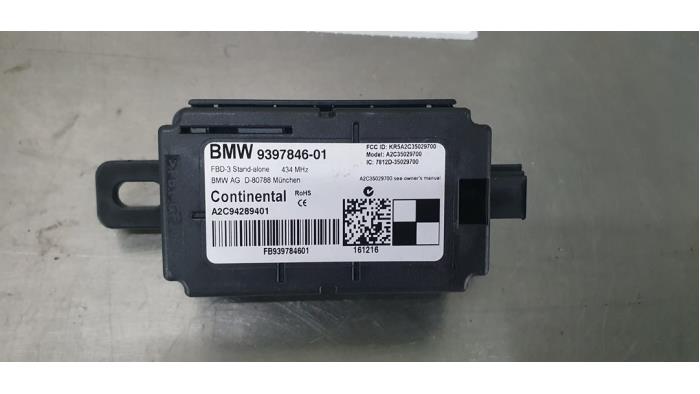 Używane Modul radiowy BMW 1 serie (F20) 118i 1.5 TwinPower 12V Cena € 25,00 Procedura marży oferowane przez De Witte Boerderij AutoMotive