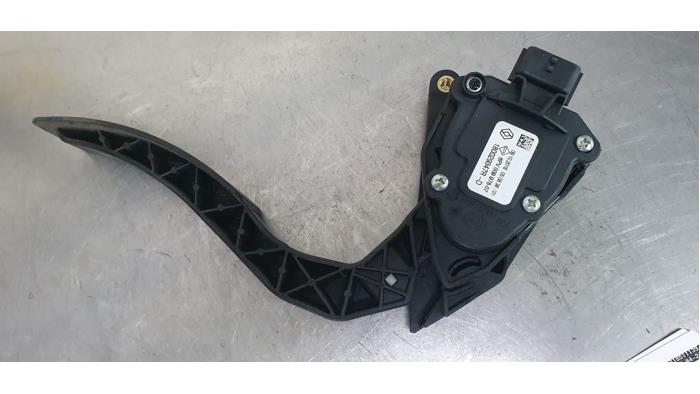 Gebrauchte Gaspedalposition Sensor Renault Captur I (2R) 1.2 TCE 16V EDC Preis € 10,00 Margenregelung angeboten von De Witte Boerderij AutoMotive