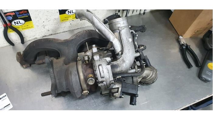 Gebrauchte Turbo Audi Q3 (8UB/8UG) 2.0 16V TFSI 200 Preis € 200,00 Margenregelung angeboten von De Witte Boerderij AutoMotive
