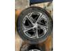 Wheel + tyre from a Hyundai i30 Wagon (PDEF5), 2017 1.0 T-GDI 12V Mild Hybrid 48V, Combi/o, Electric Petrol, 998cc, 88kW (120pk), FWD, G3LF, 2020-03, PDEF5P8 2023