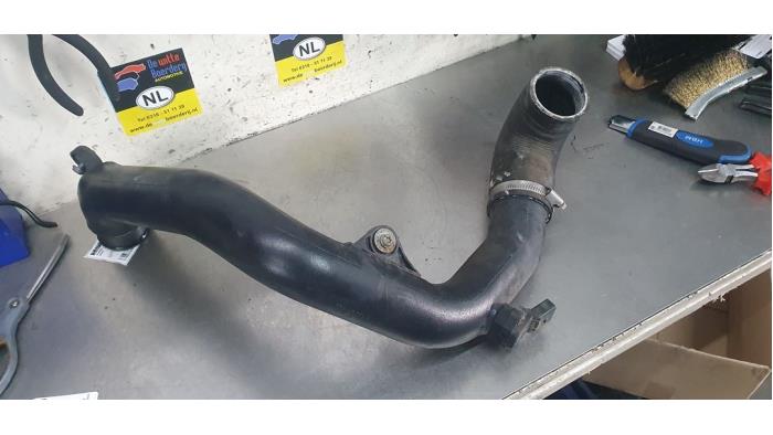 Gebrauchte Intercooler Rohr Seat Ibiza ST (6J8) 1.2 TDI Ecomotive Preis € 25,00 Margenregelung angeboten von De Witte Boerderij AutoMotive