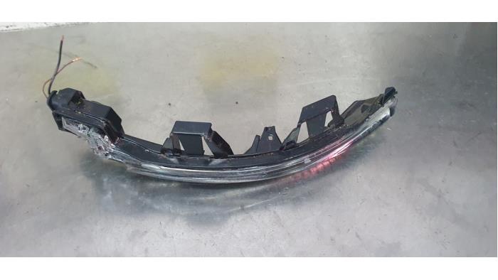 Mirror indicator light